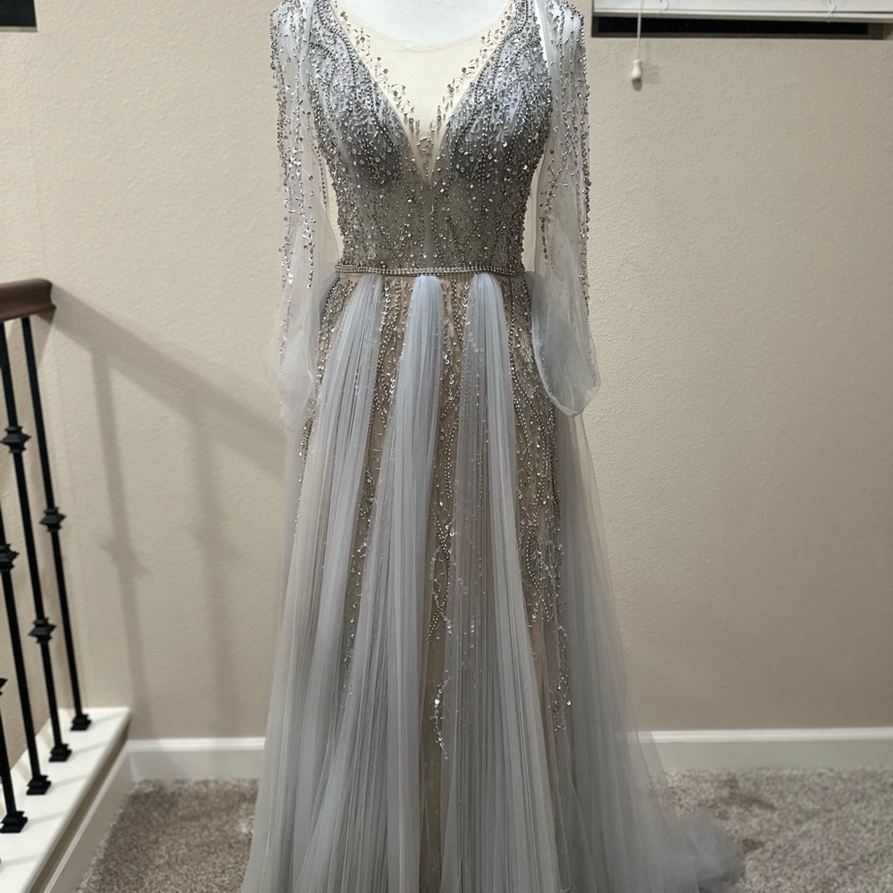 Grey luxury A-line embroidered evening dress stunning silver prom wedding guest